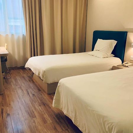 Hanting Hotel Shanghai Bund Middle Jiangxi Road Exterior photo